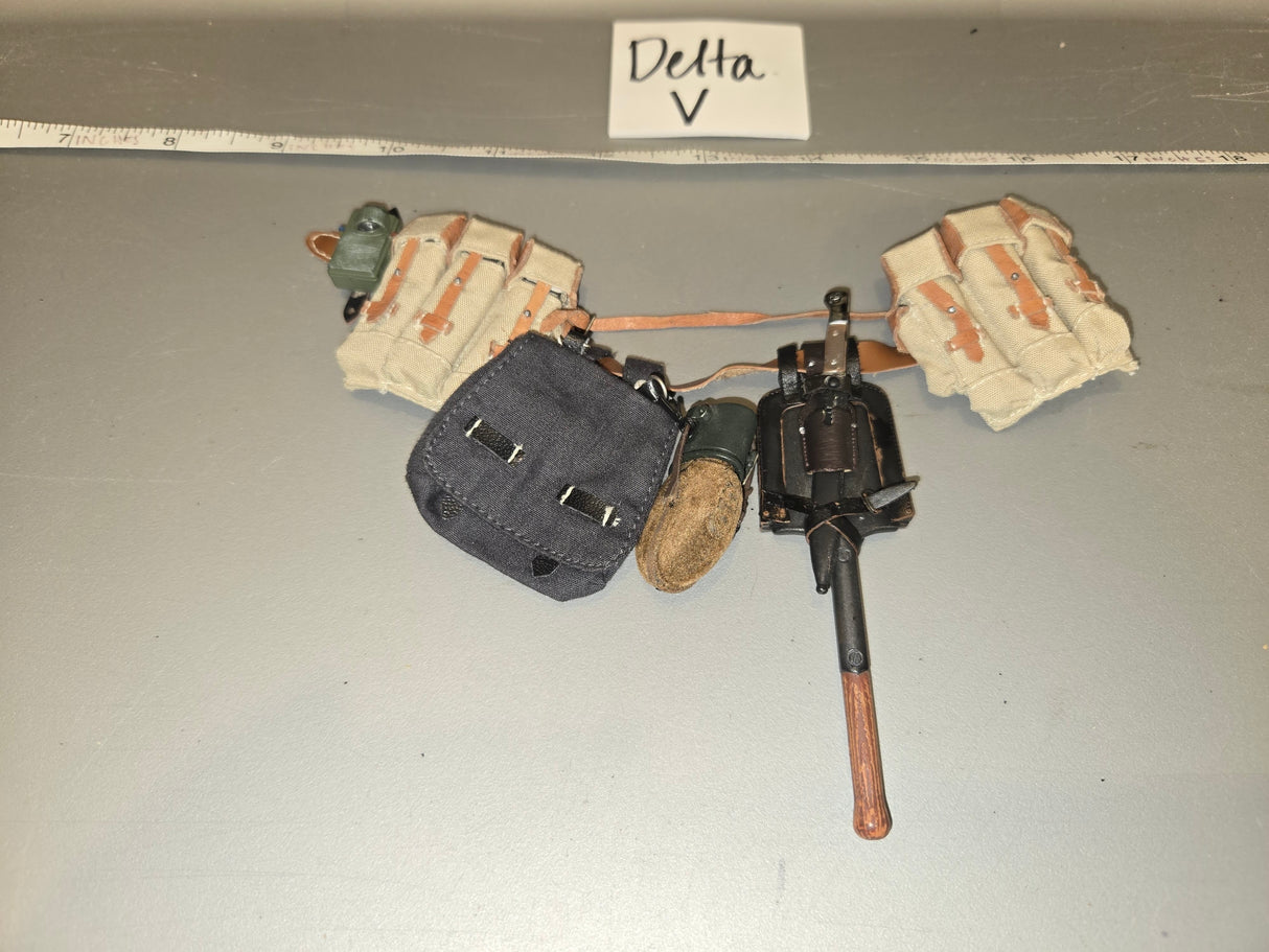 1/6 Scale WWII German Field Gear Lot