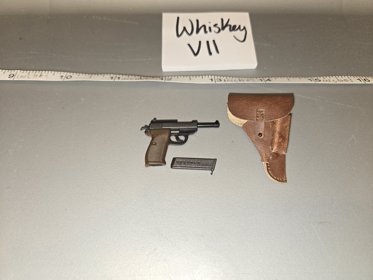 1/6 Scale WWII German Pistol and Holster