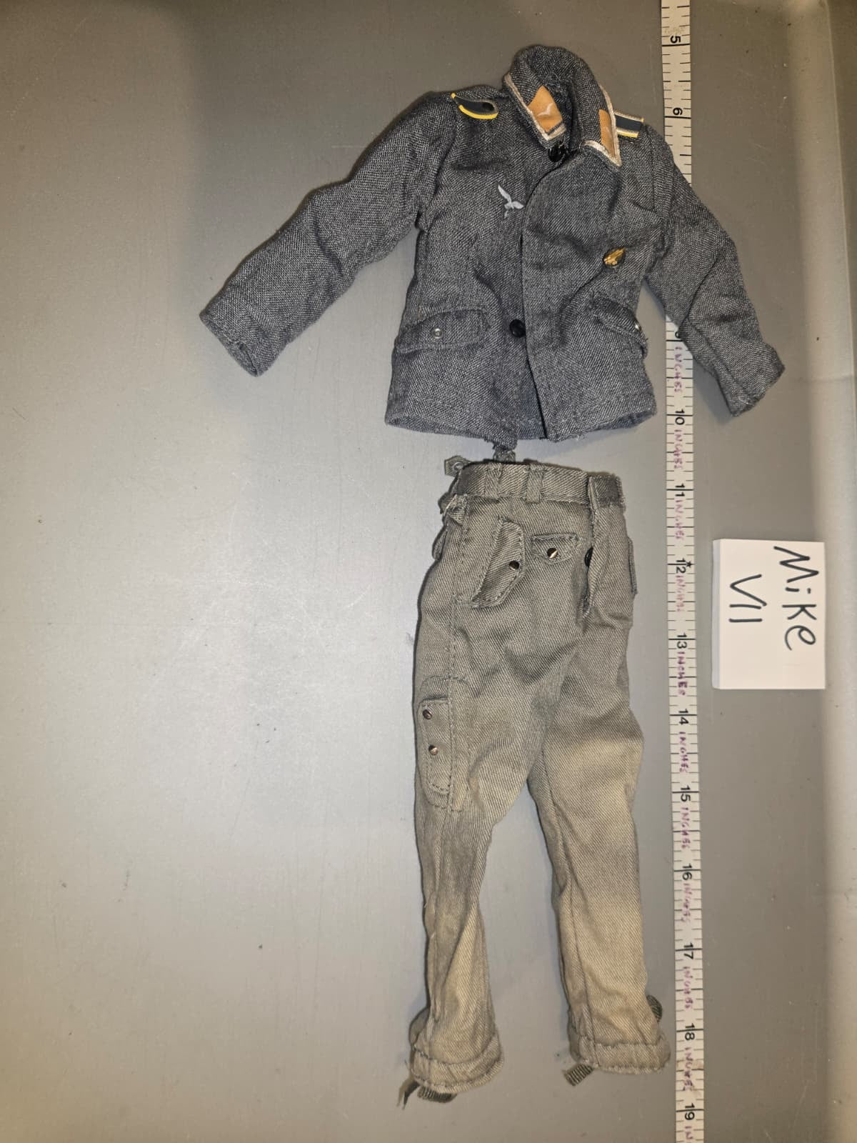 1/6 Scale WWII German Luftwaffe Fallschirmjäger Uniform