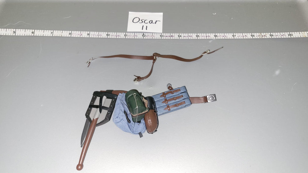 1/6 Scale WWII German Luftwaffe Fallschirmjager Field Gear Lot