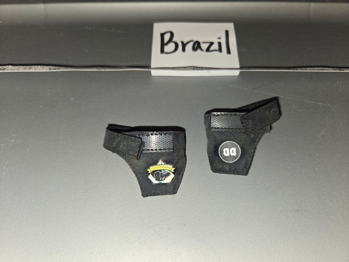 1/6 Scale Modern Era Diamond Dogs Knee Pads - Brazil
