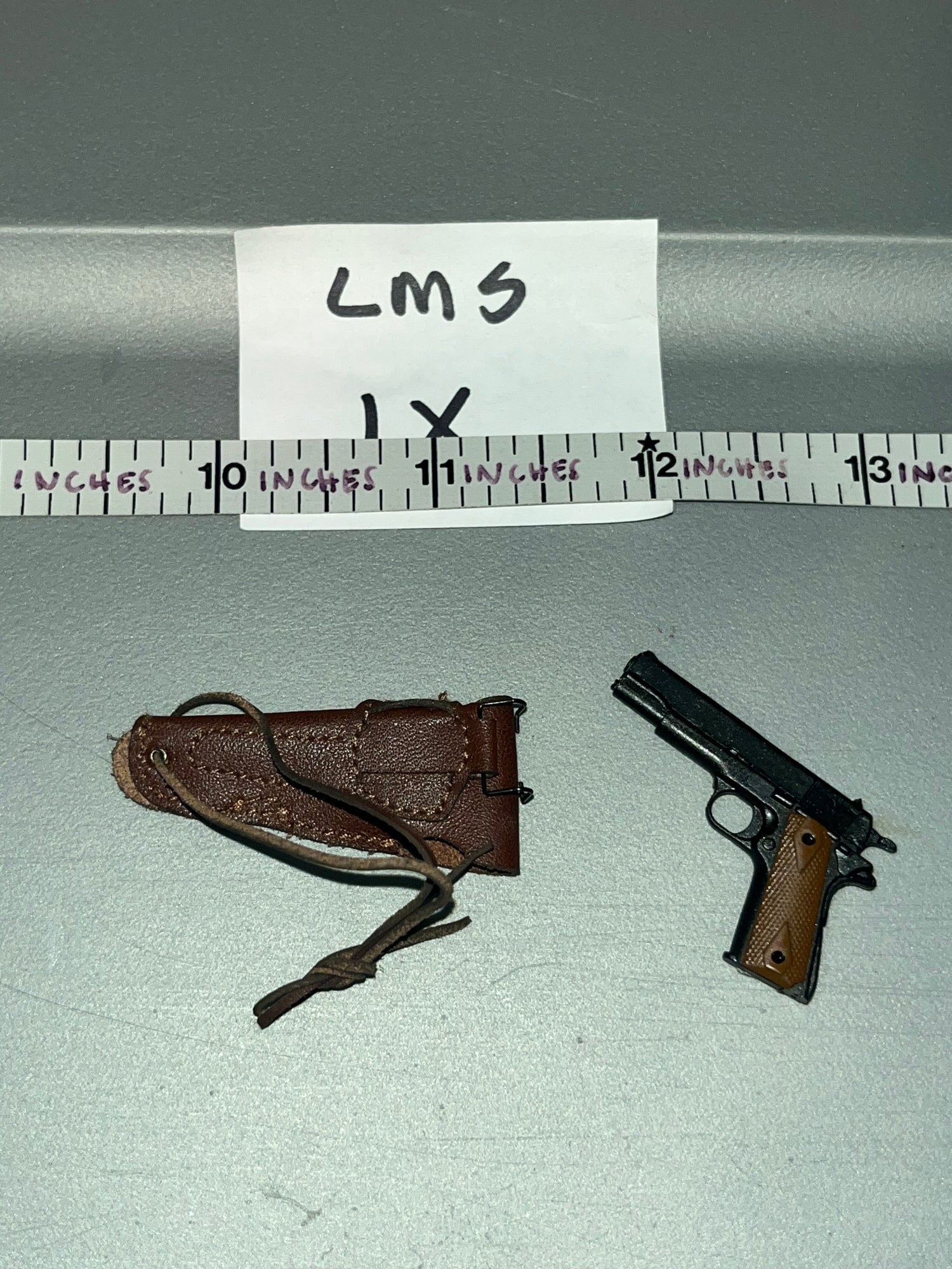 1/6 Scale WWII US .45 Pistol and Holster - UJINDOU USMC