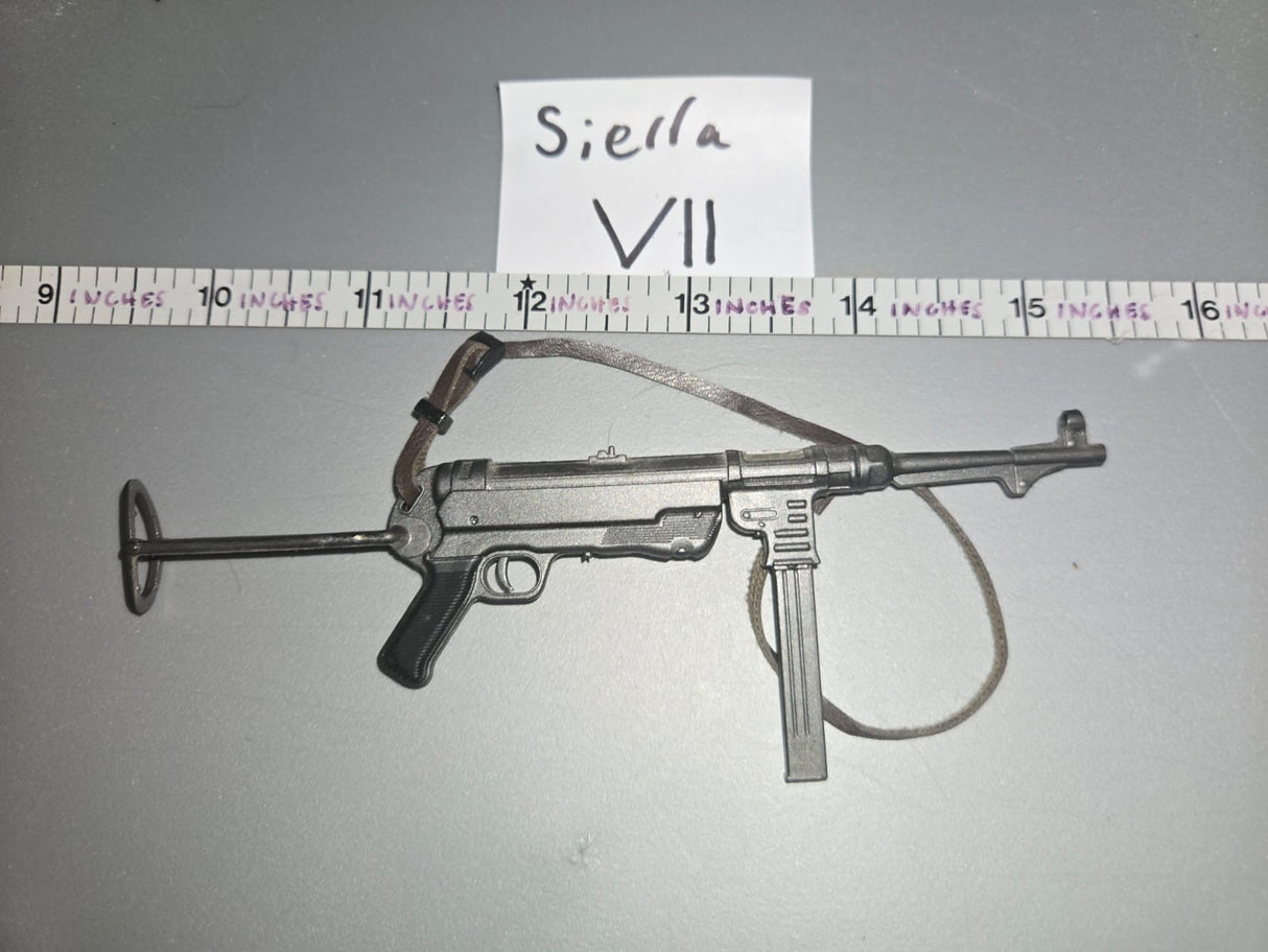 1/6 Scale WWII German MP-40