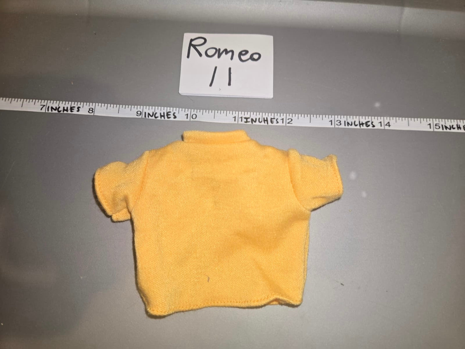 1:6 Scale Modern Era Yellow Navy T Shirt
