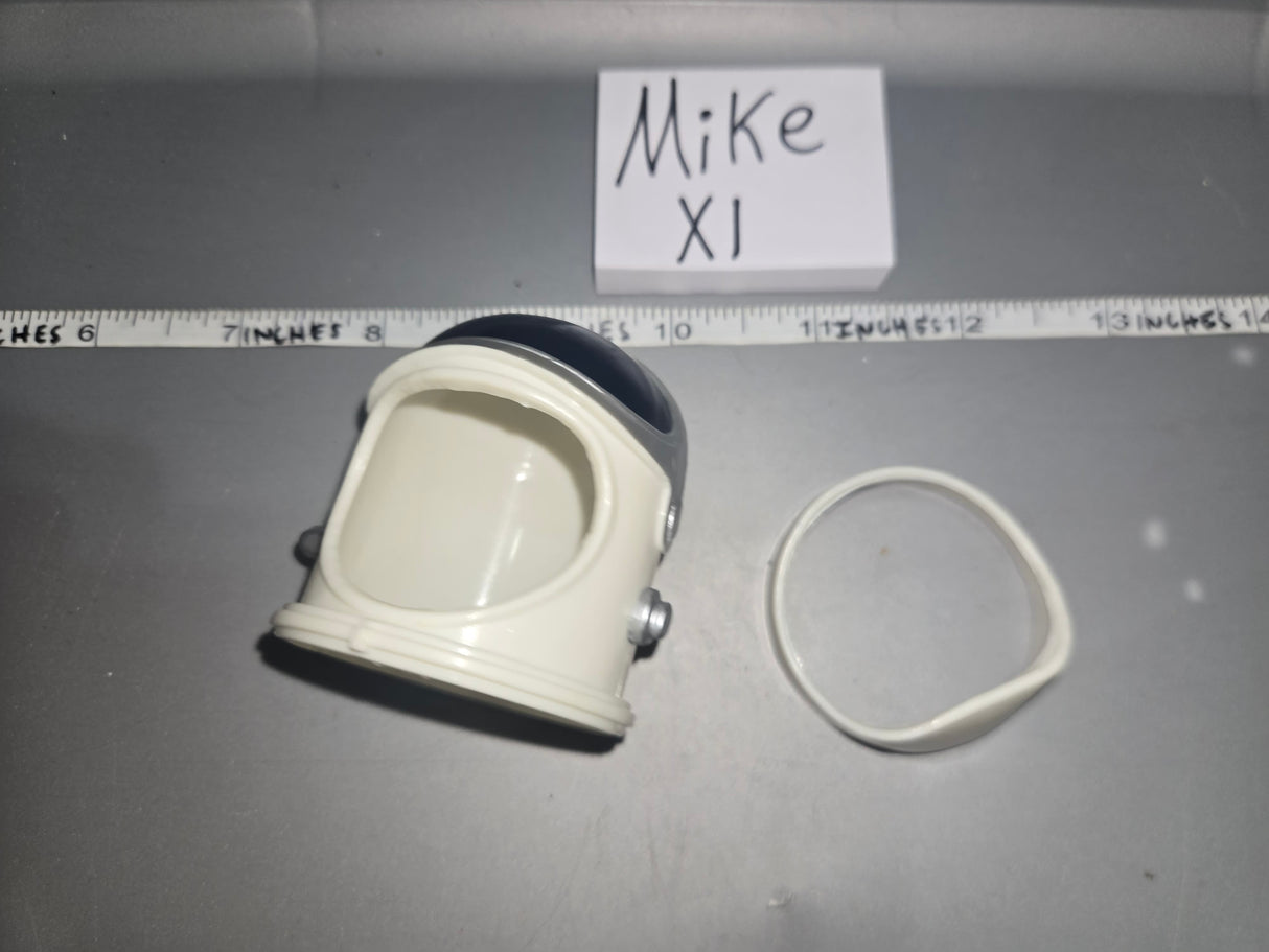 1/6 Scale Modern Astronaut Space Helmet - Science Fiction