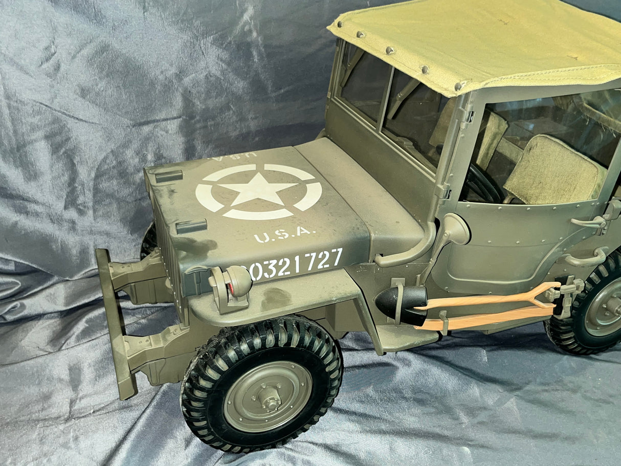 1/6 Scale WWII US Jeep - Ultimate Soldier - Weathered