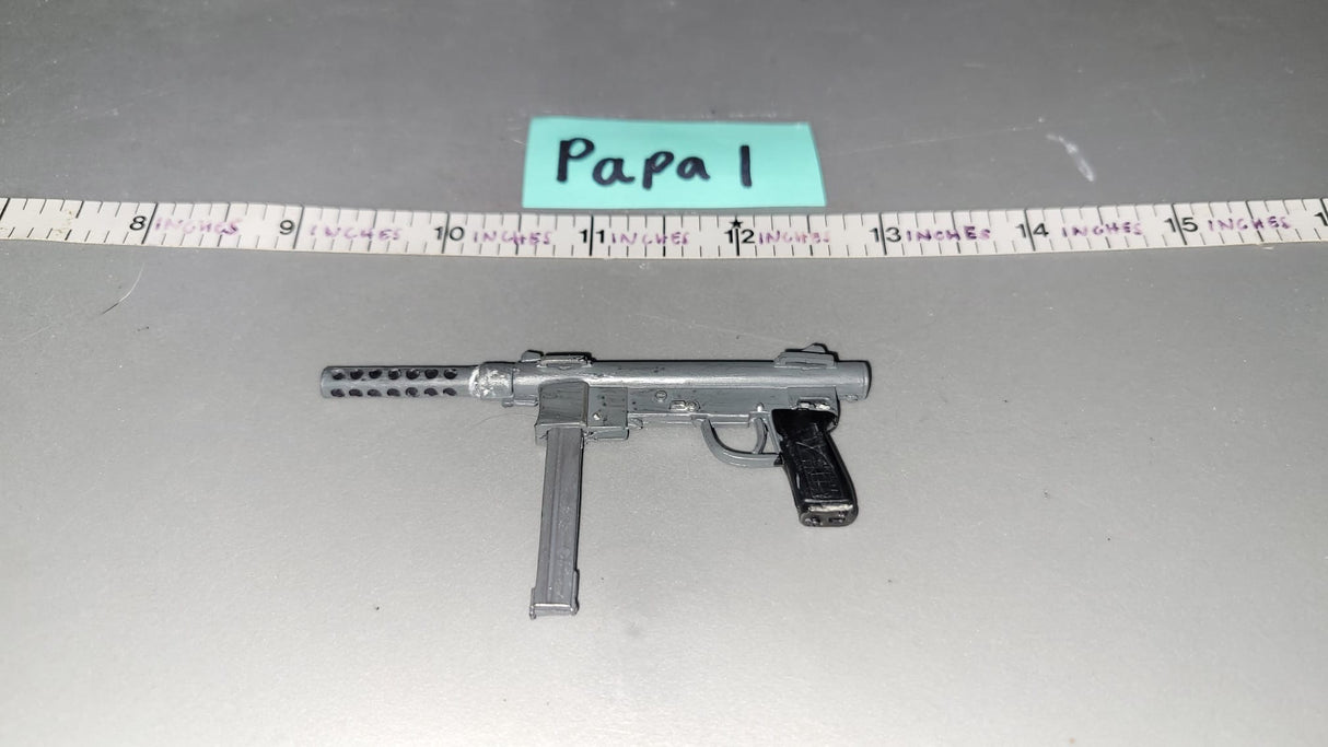 1:6 Vietnam Era US Smith and Wesson Submachine Gun