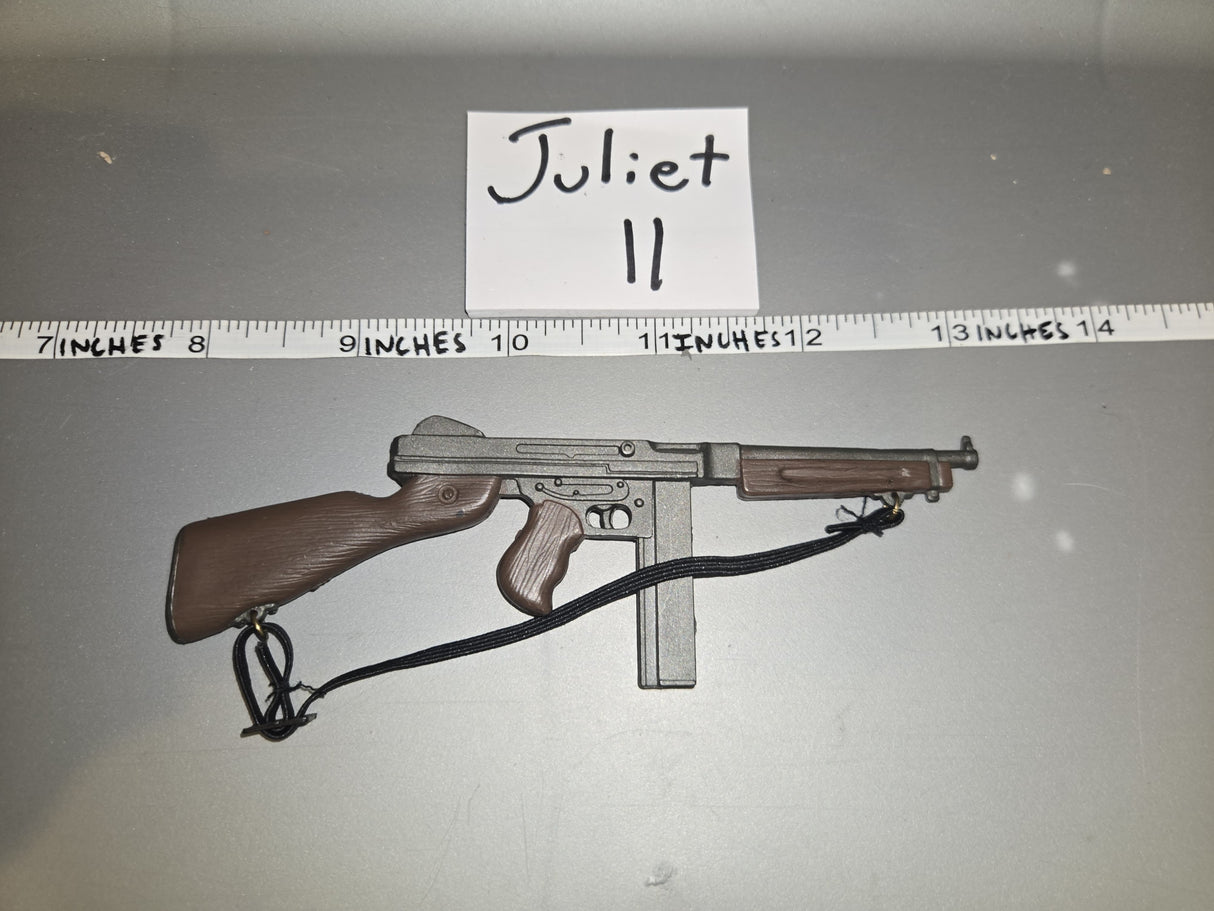 1/6 Scale WWII US Thompson Submachine Gun