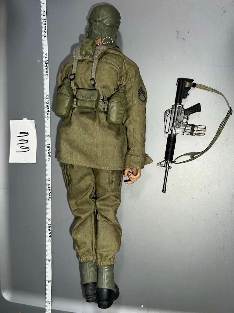 1:6 Scale Vietnam Platoon Sgt Barnes Dressed Figure - Sideshow etc