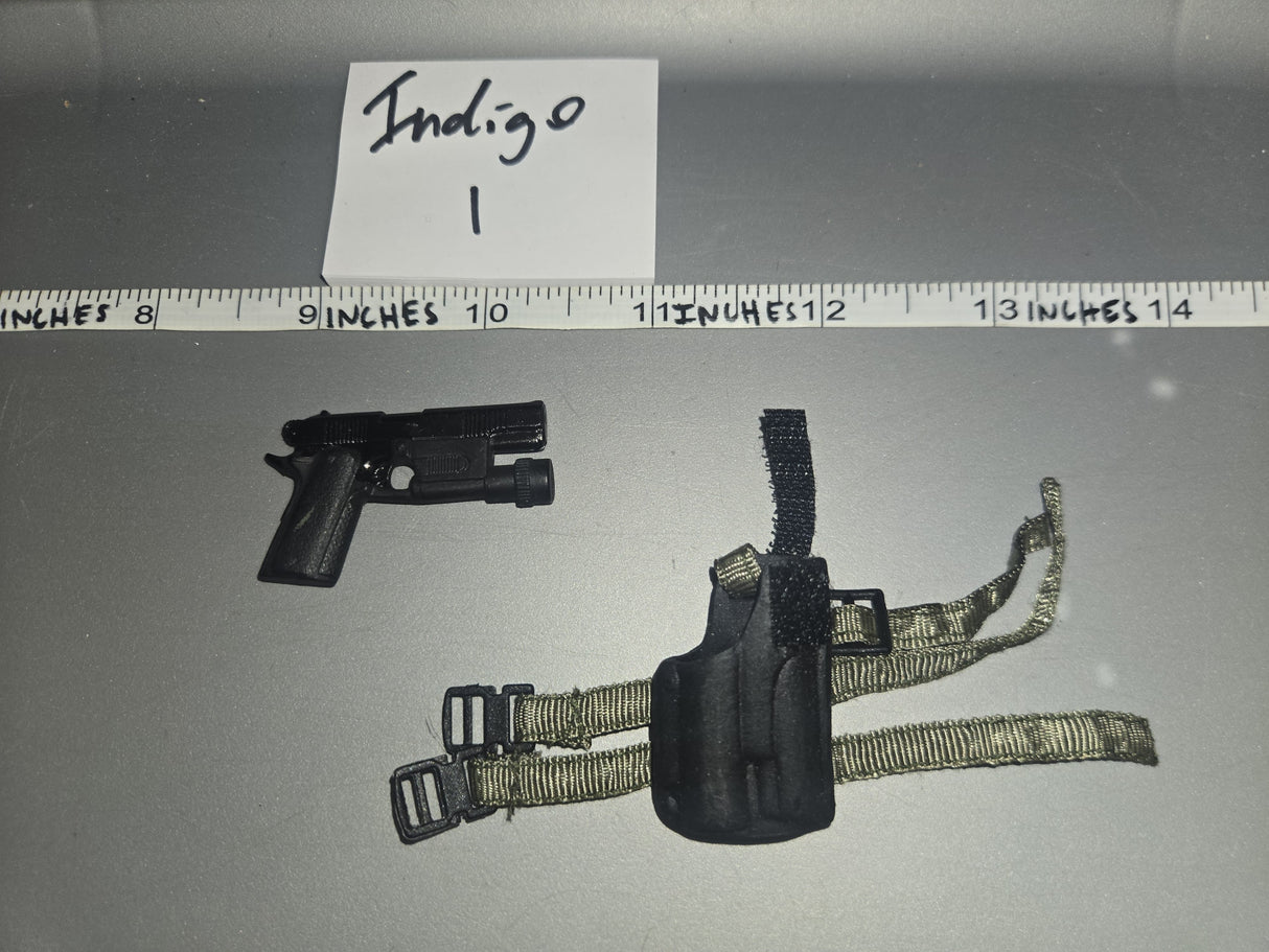 1/6 Modern Era Pistol and Holster