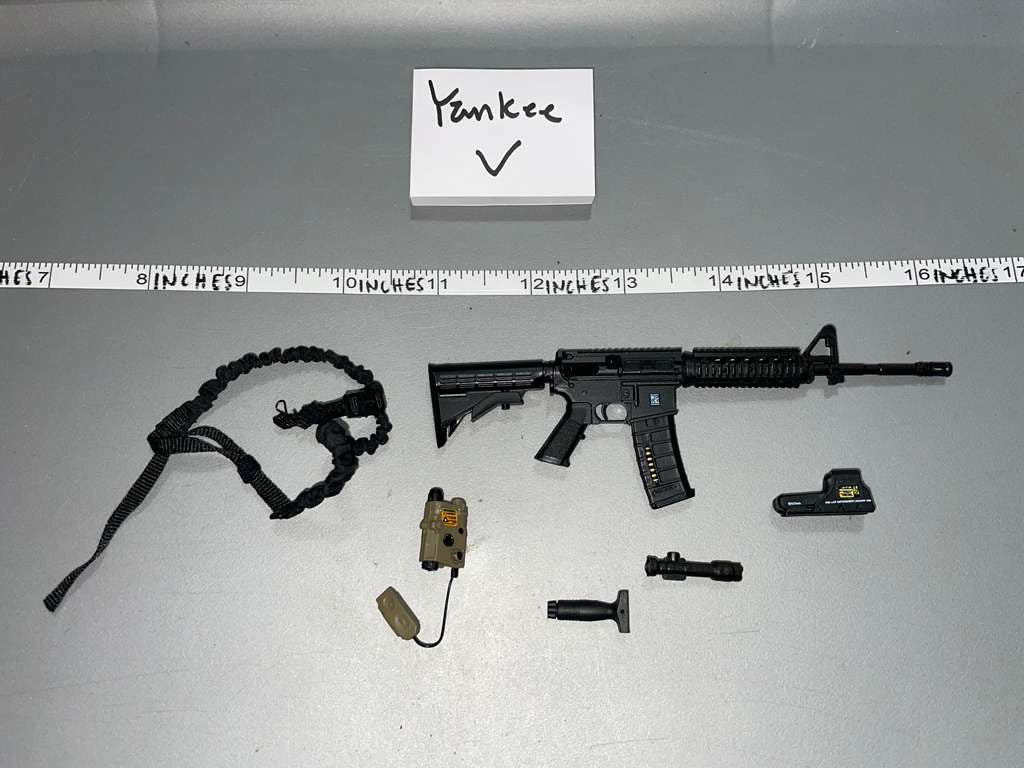 1/6 Scale Modern Era M4 Rifle - Minitimes