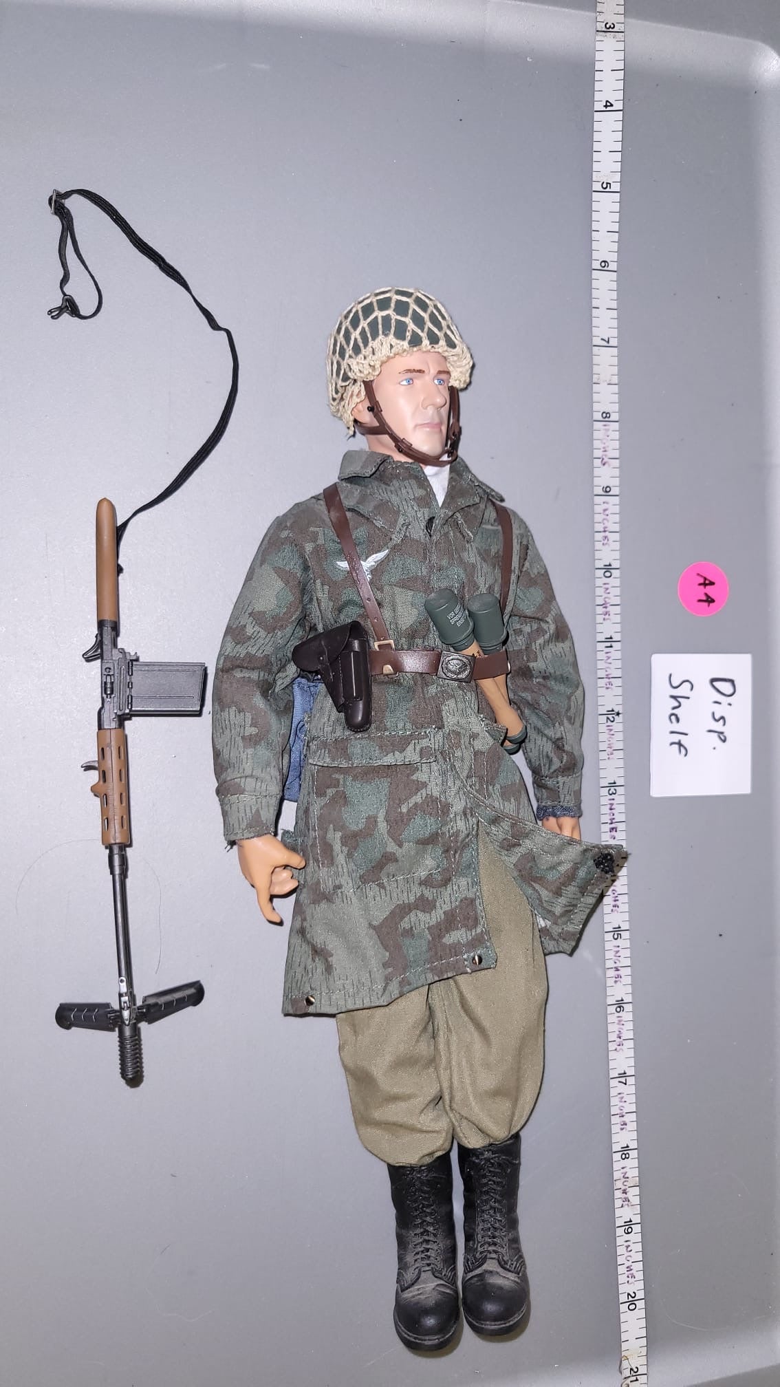 1:6 Scale WWII German Fallschirmjager Paratrooper Dressed Figure - Dragon