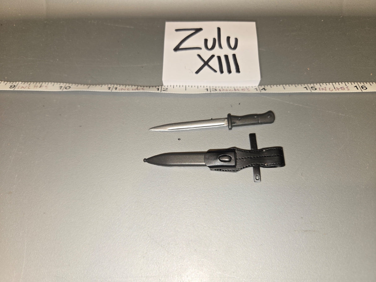 1/6 Scale WWII British No.4 Spike Bayonet and Scabbard - Zulu XIII