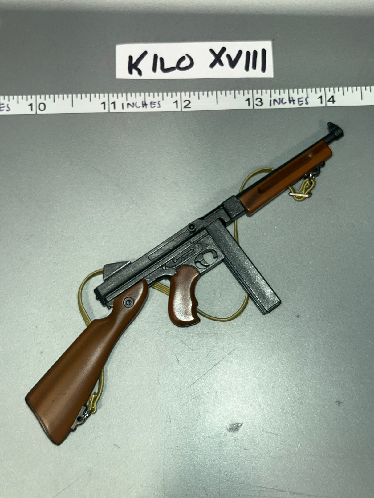 1/6 Scale WWII US Thompson Submachine Gun