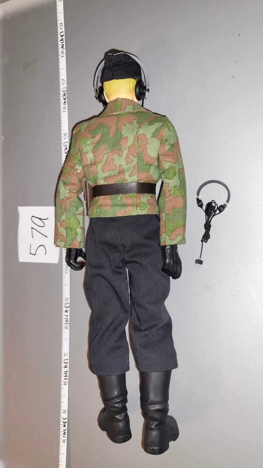 1:6 Scale WWII German Tanker Dressed Figure - Dragon