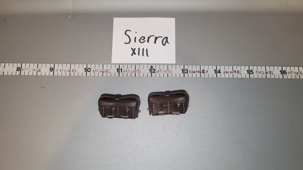 1/6 Scale WWII Japanese Leather Rifle Ammunition Pouches - IQO