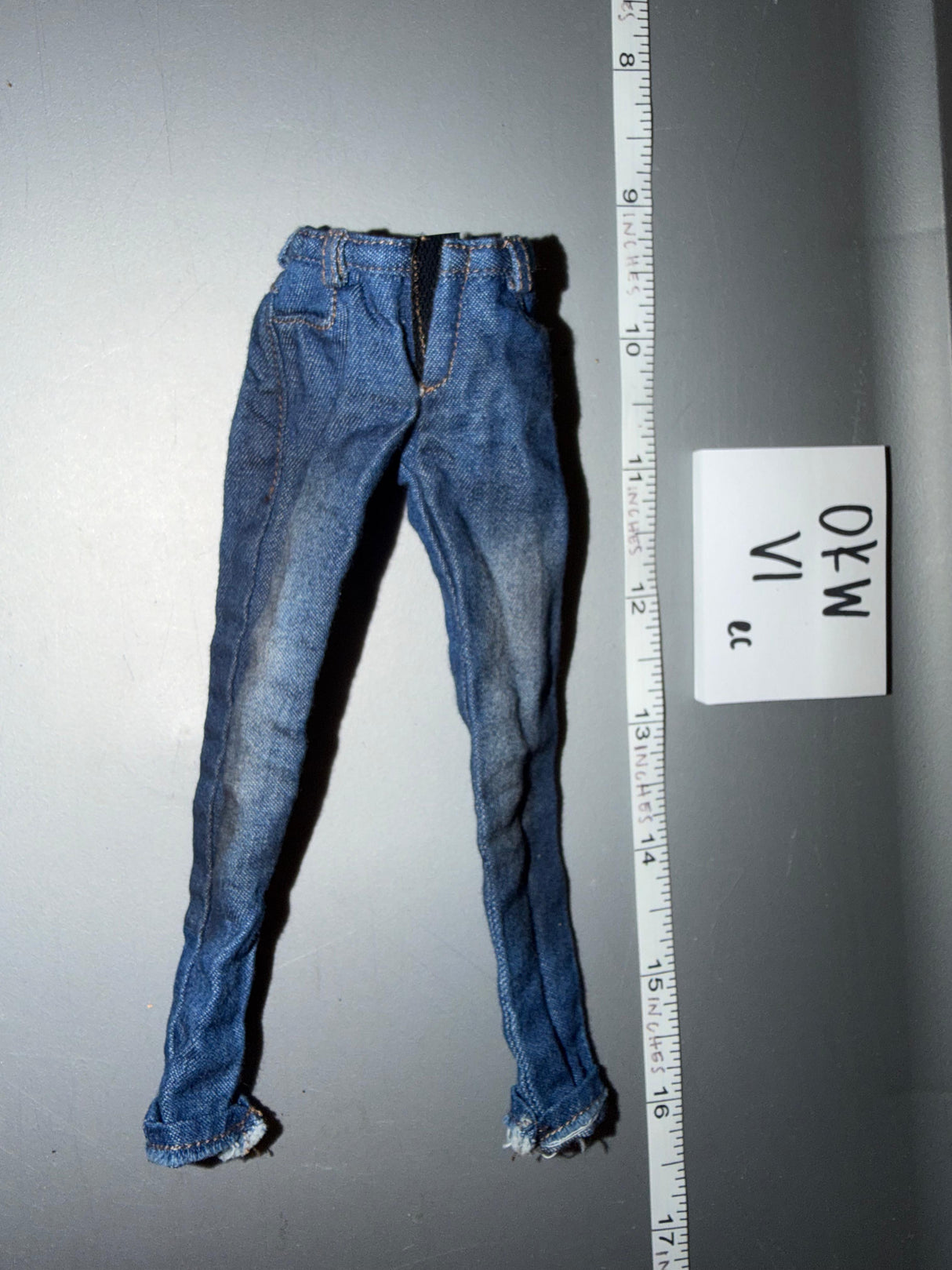 1:6 Scale Modern Civilian Female Teenager Blue Jeans - Toys Era The Last Hope Daughter Ellie PE016