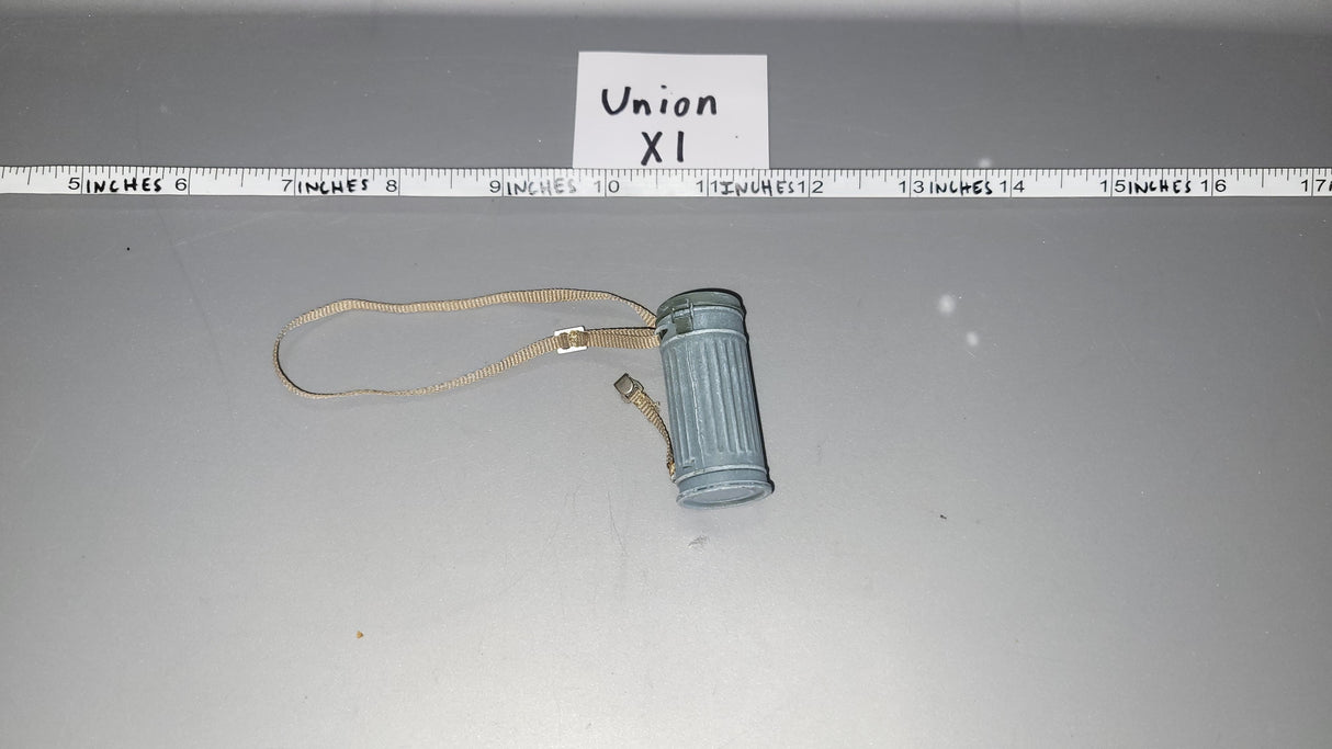 1/6 Scale WWII German Gas Mask Can