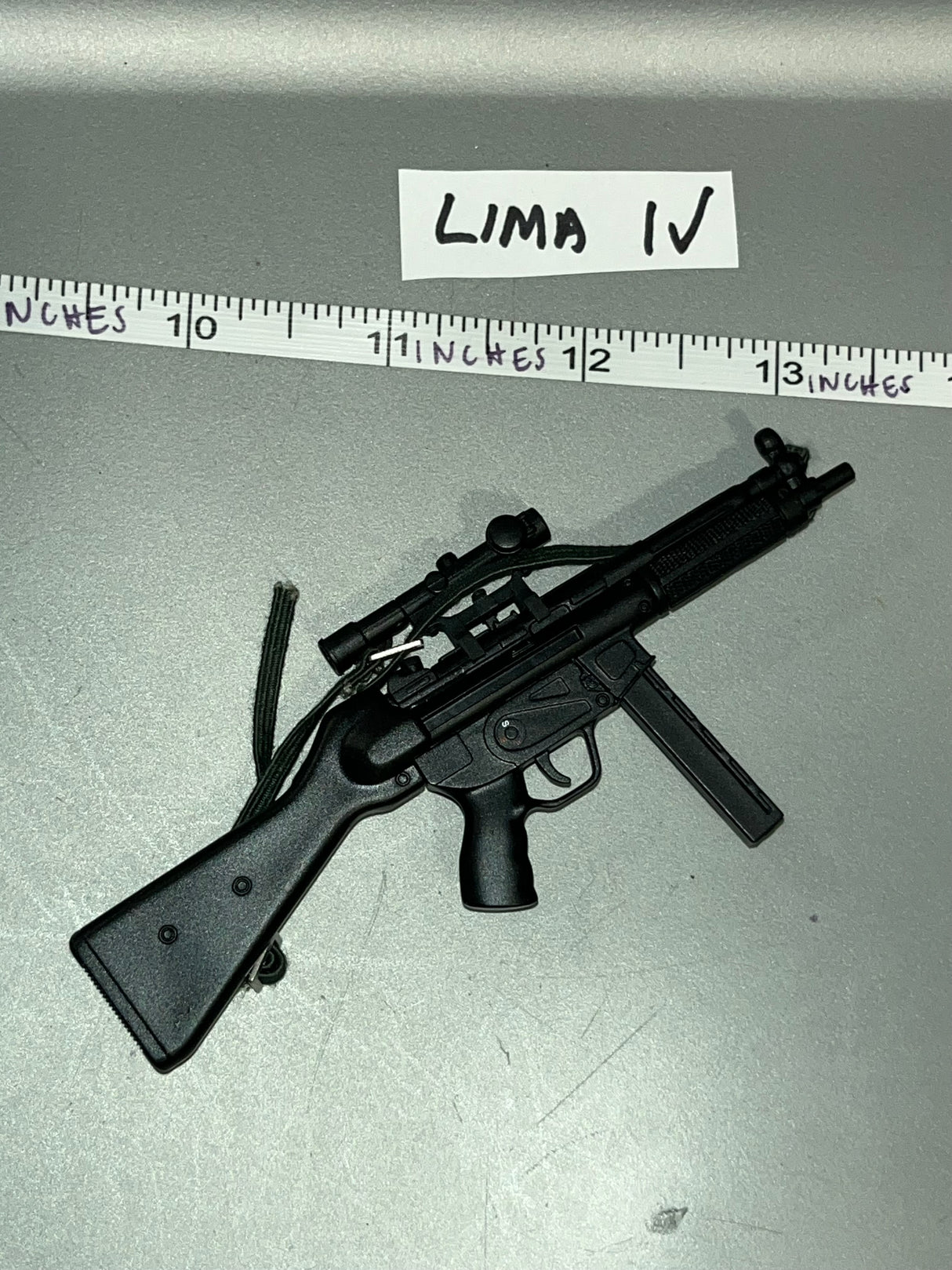 1/6 Scale Modern Era MP5 Submachine Gun