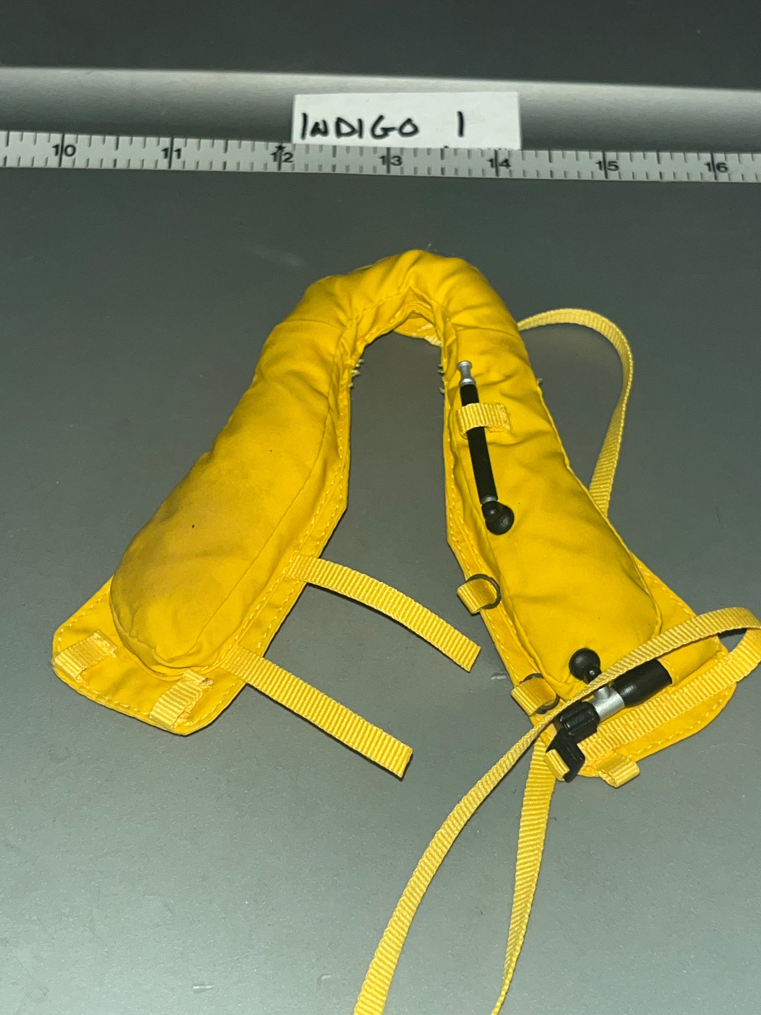 1:6 WWII German Pilot Aviator Life Vest