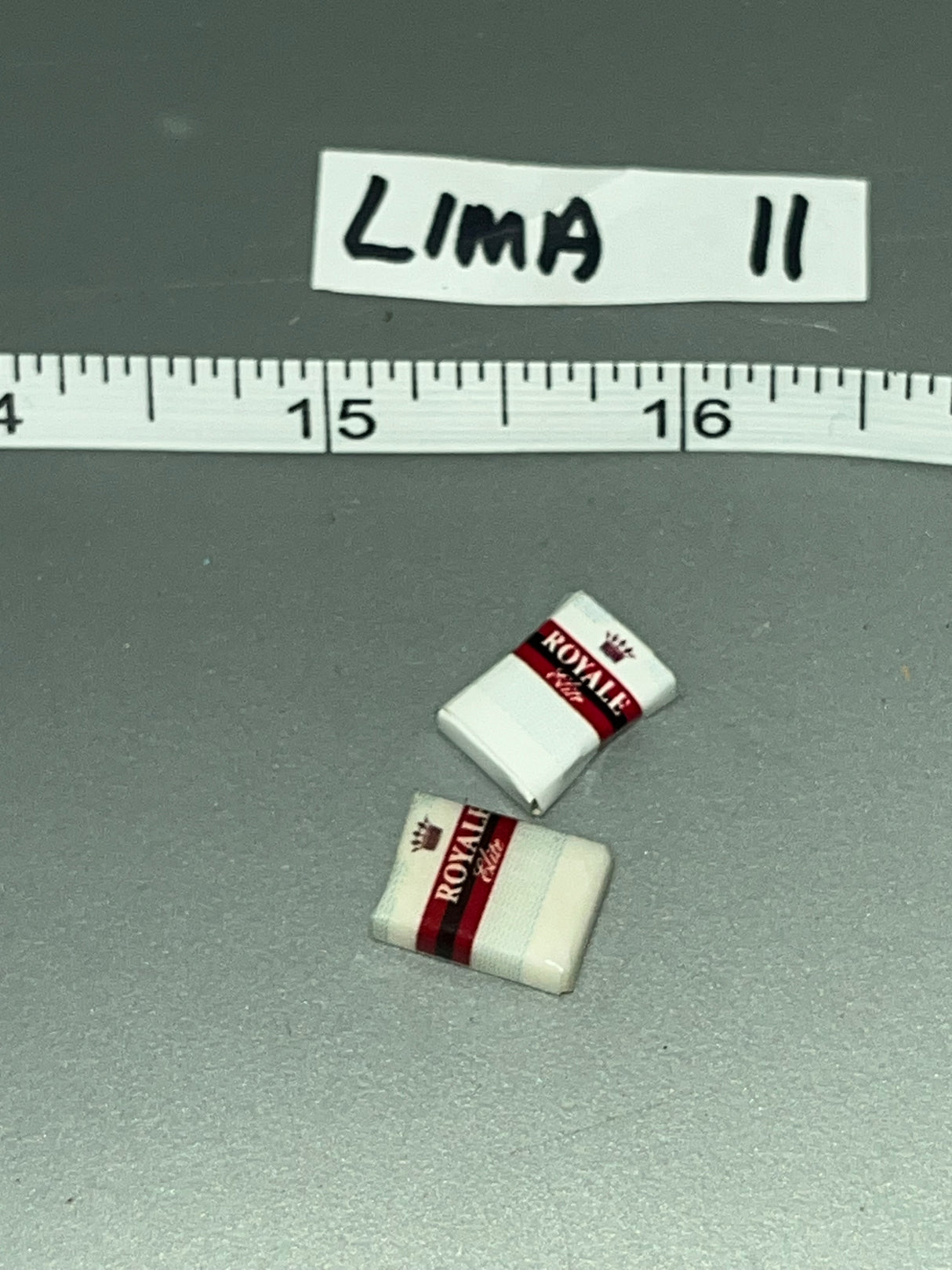 1/6 Scale Modern Era Cigarette Pack Lot - Sideshow Toys Zombie