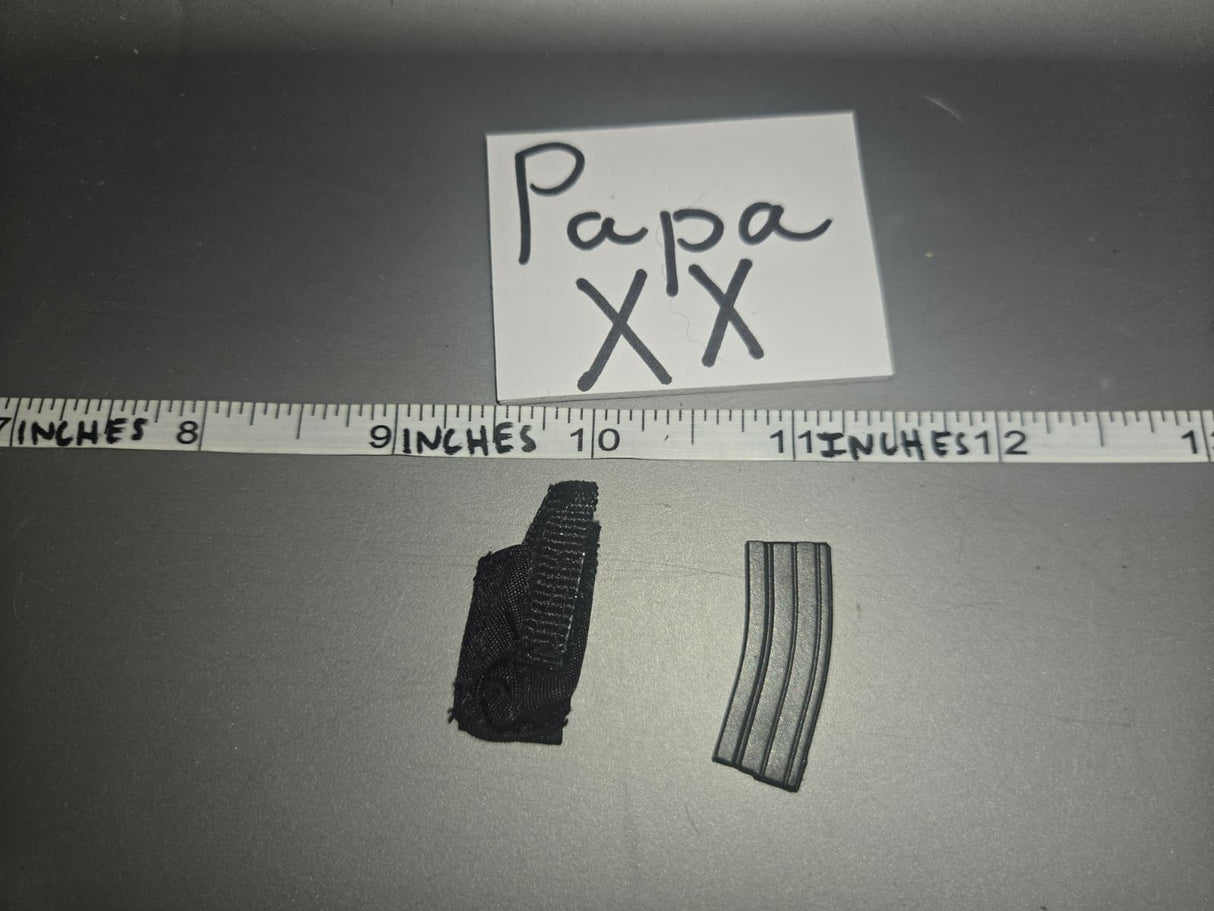 1/6 Scale Modern Era M4 Magazine and Pouch