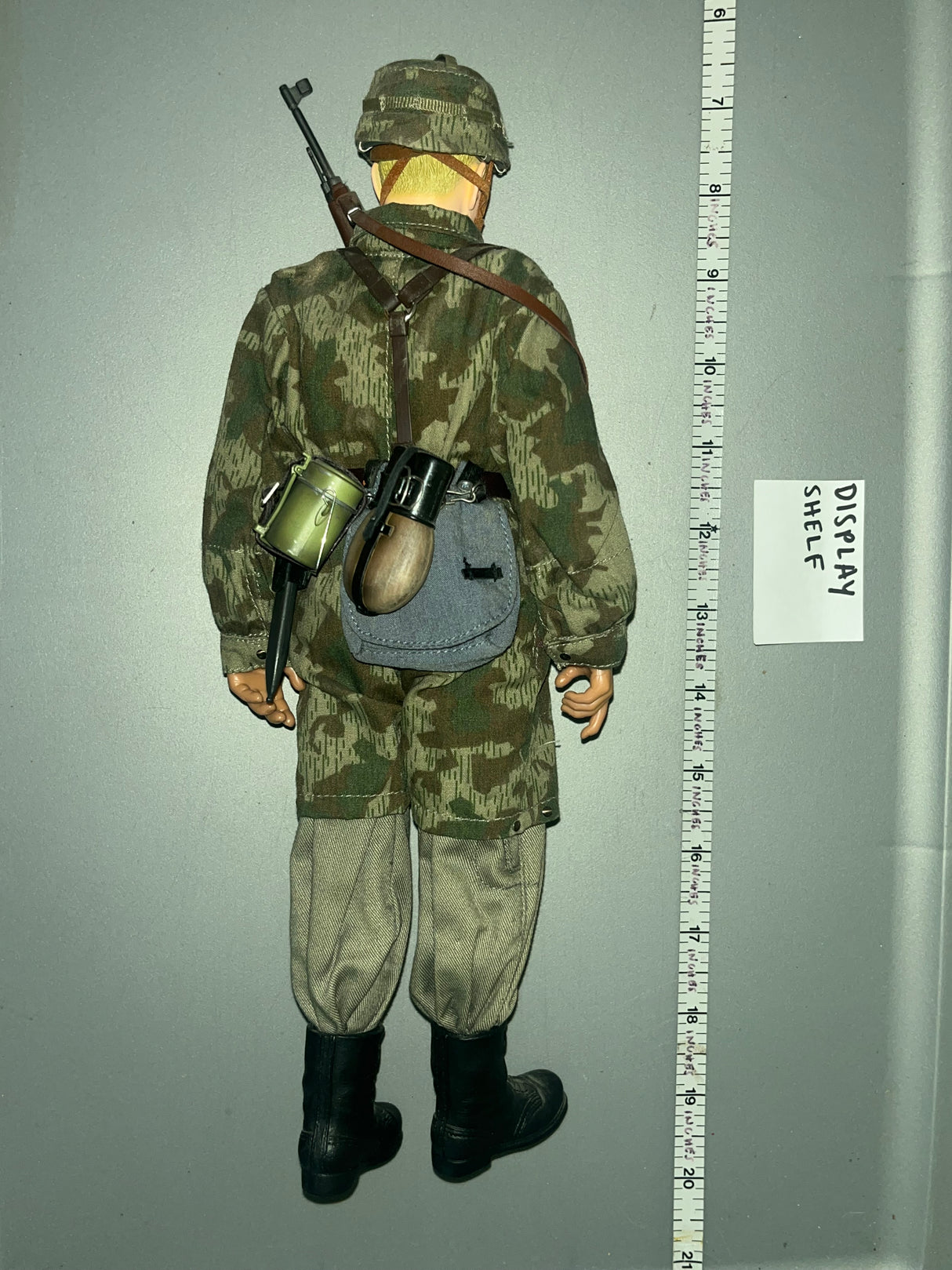 1:6 Scale WWII German Fallschirmjager Figure - Dragon (*)