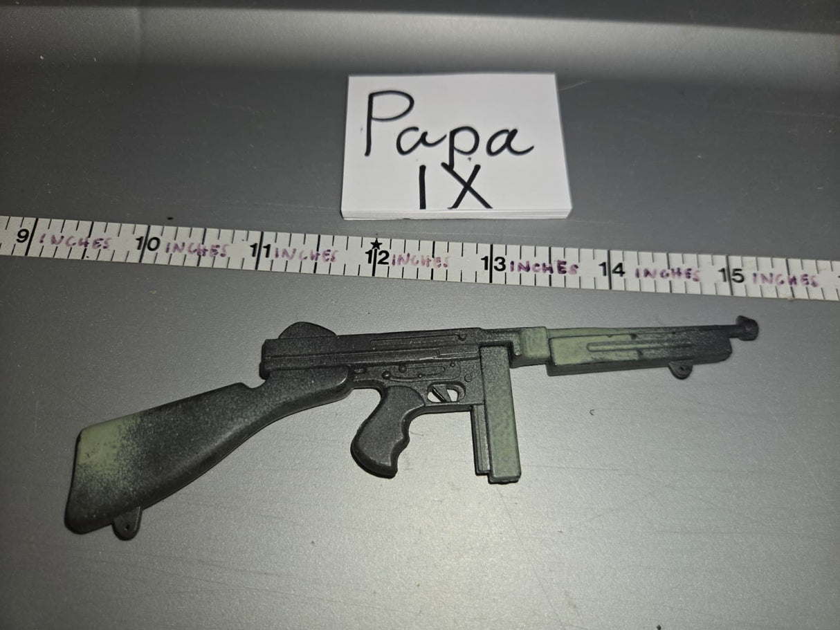 1/6 Scale WWII US Thompson Submachine Gun