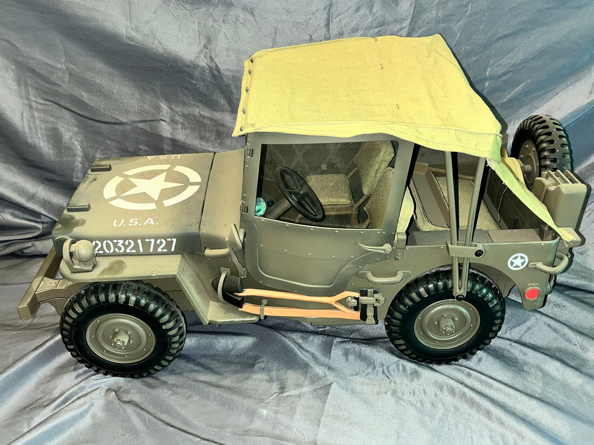 1/6 Scale WWII US Jeep - Ultimate Soldier - Weathered