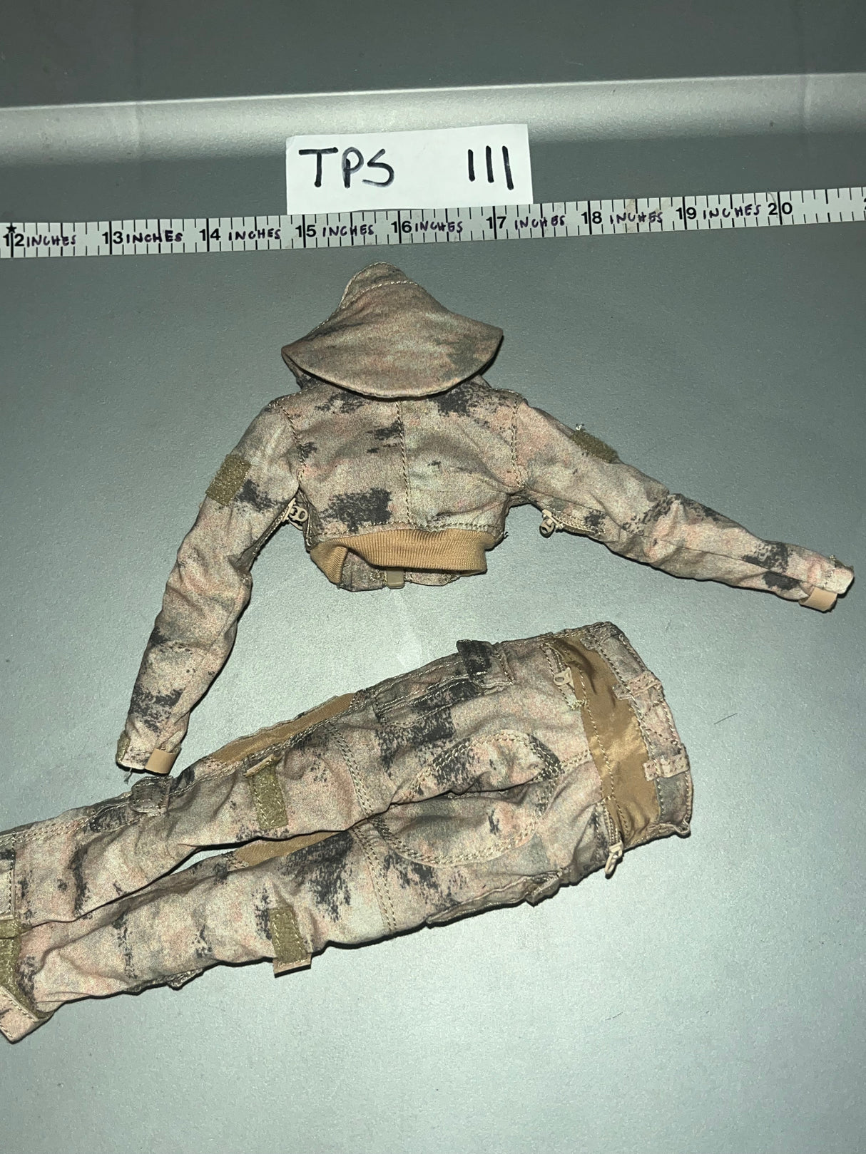 1/6 Scale Modern Era Female Desert Uniform - Flagset