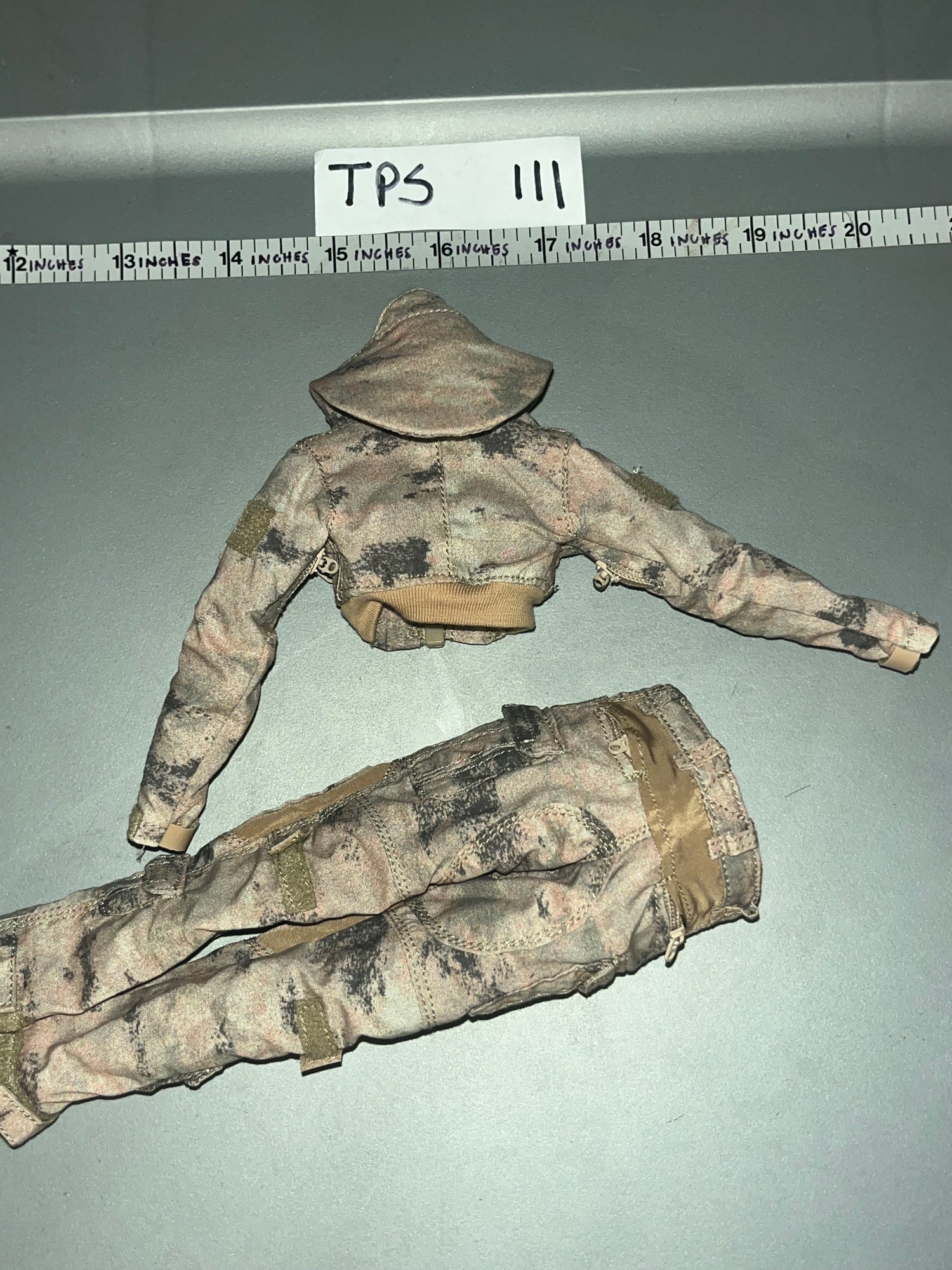 1/6 Scale Modern Era Female Desert Uniform - Flagset