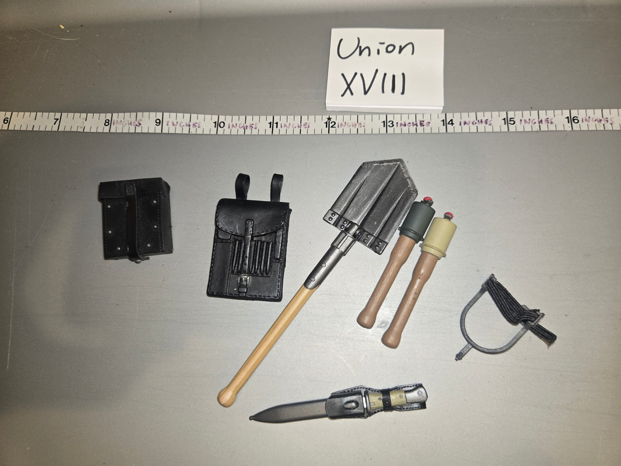 1/6 Scale WWII German Field Gear Lot