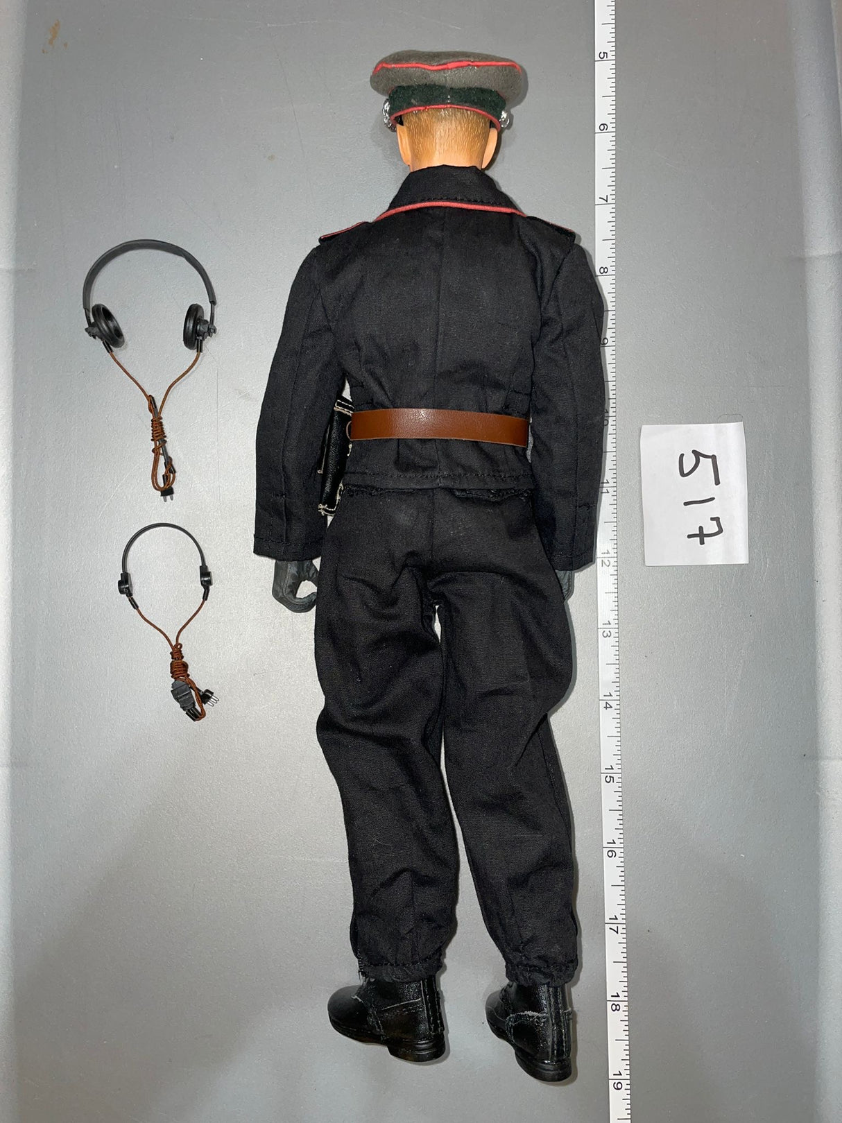 1:6 Scale WWII German Tanker Dressed Figure - Dragon