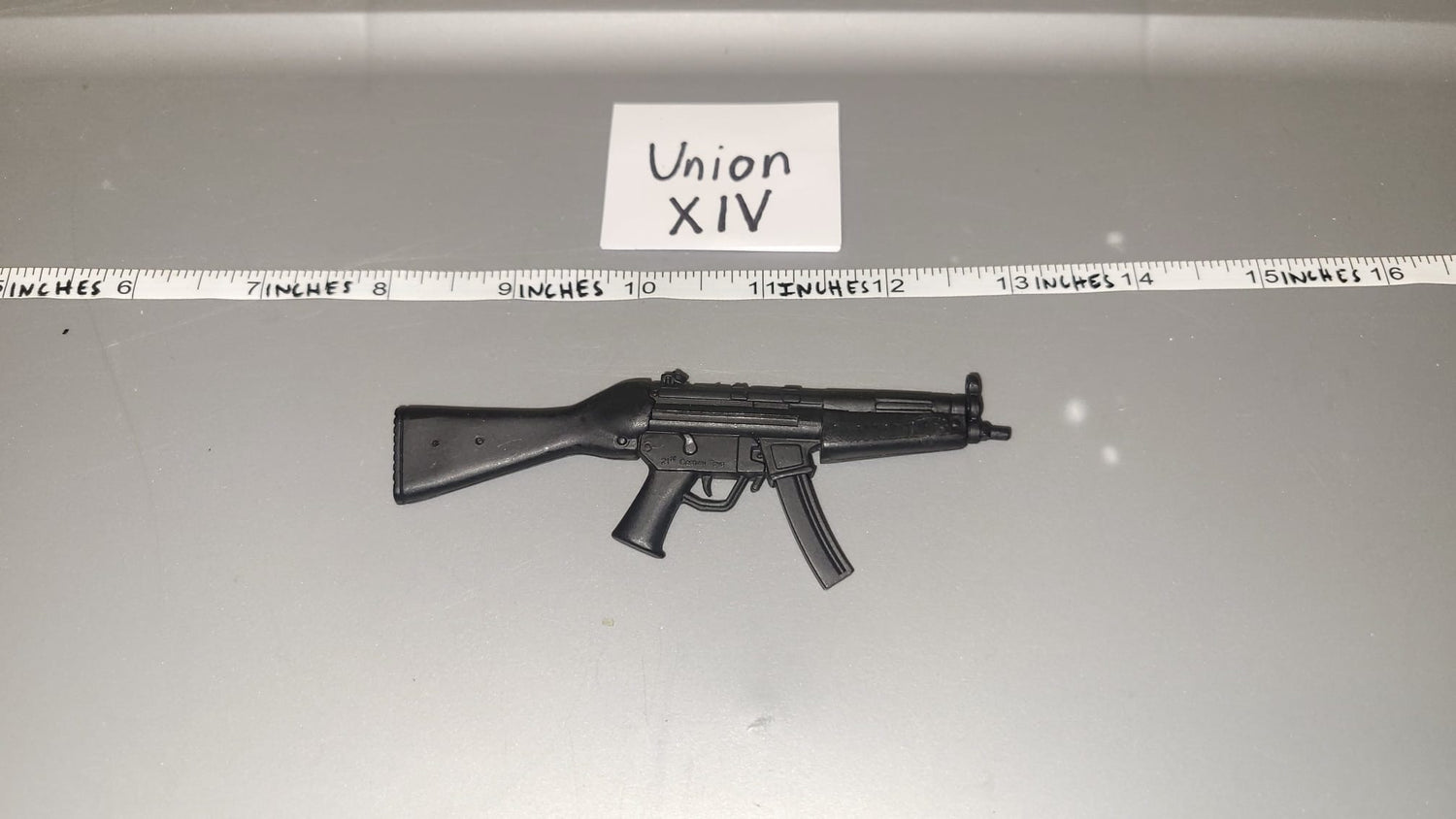 1/6 Scale Modern MP-5 Submachine Gun