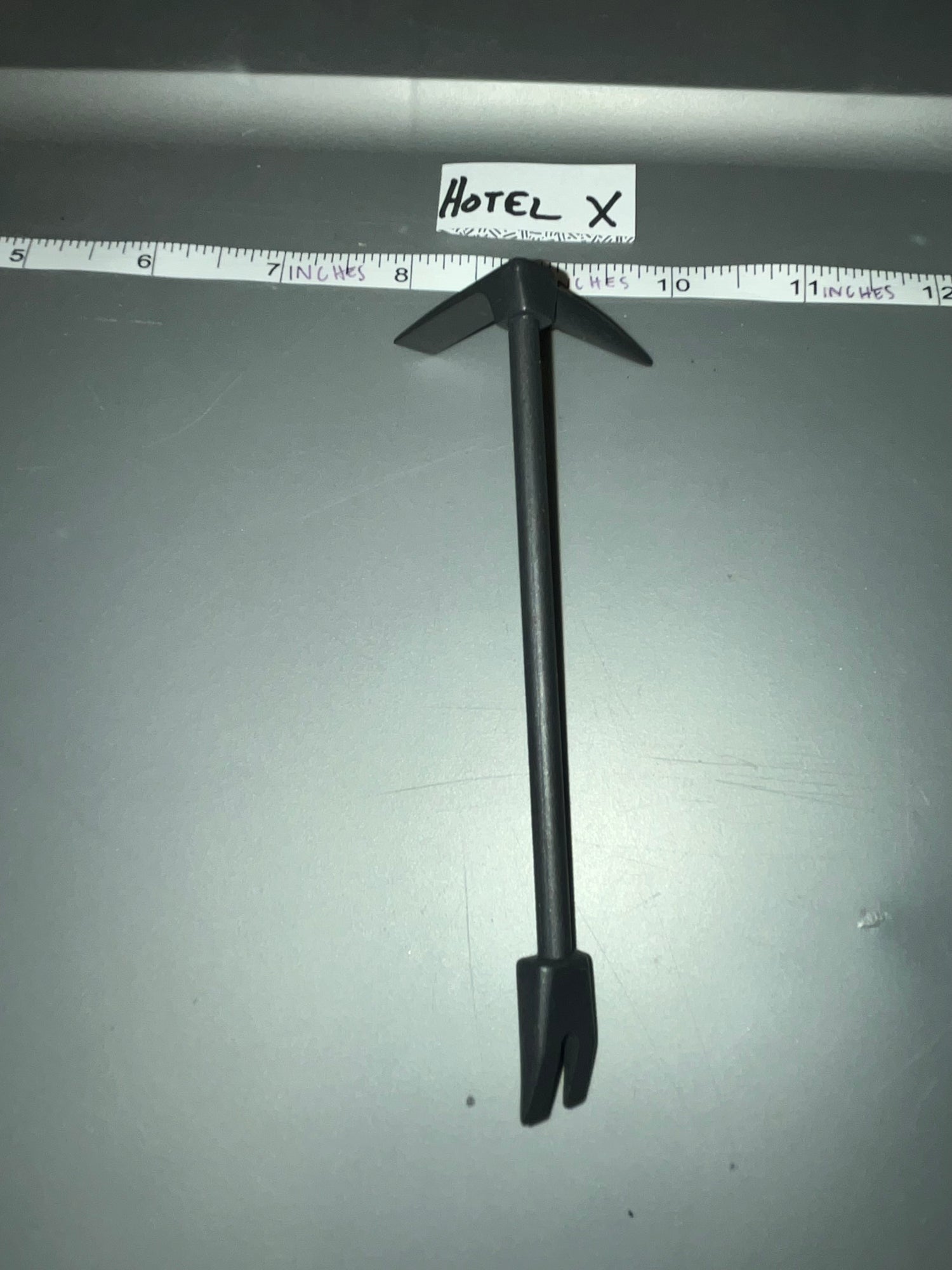 1:6 Scale Modern Era Firefighter Entry Tool