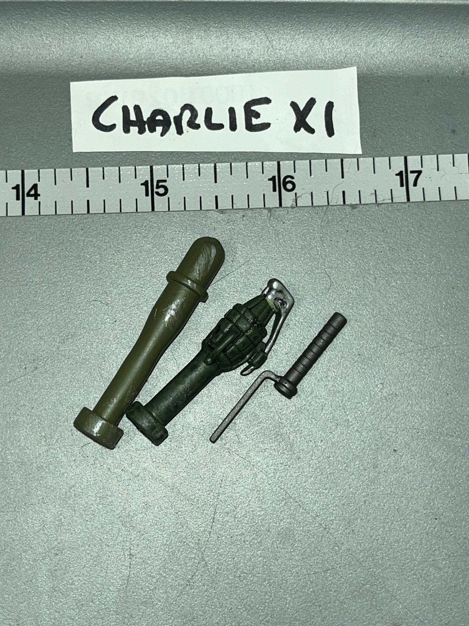 1:6 Scale WWII US Rifle Grenade Lot