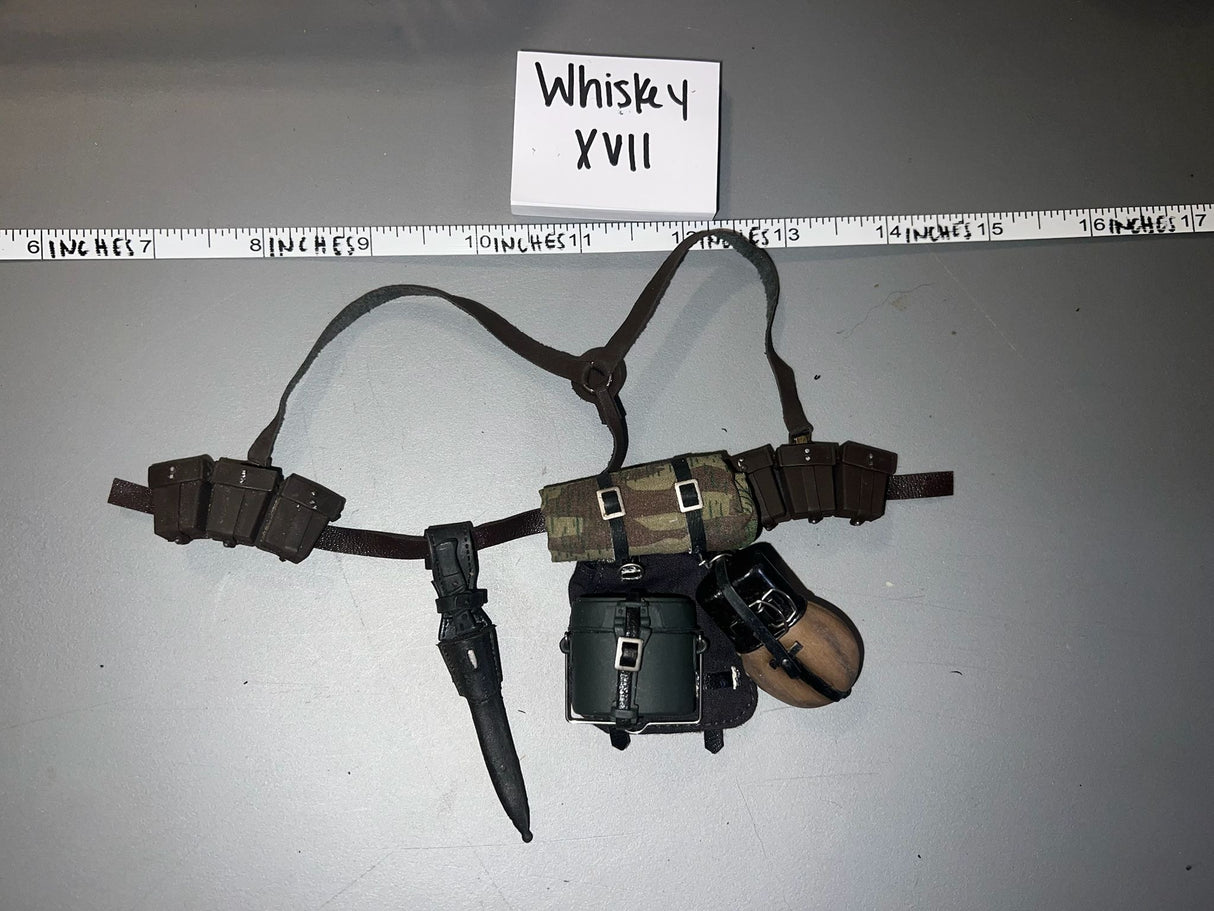 1/6 Scale WWII German Luftwaffe Fallschirmjager Field Gear Lot