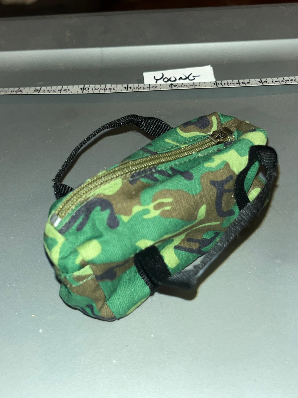 1/6 Scale Modern Duffle Bag