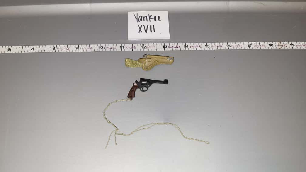 1:6 Scale WWII British Pistol and Holster
