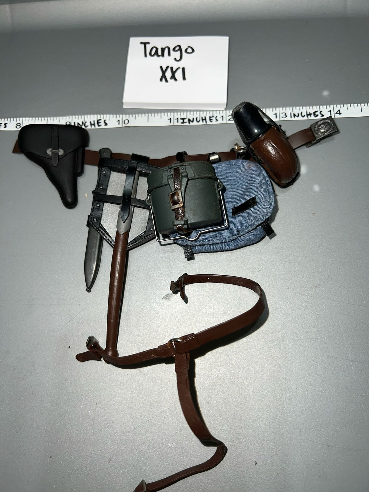 1/6 Scale WWII German Luftwaffe Fallschirmjager Field Gear Lot