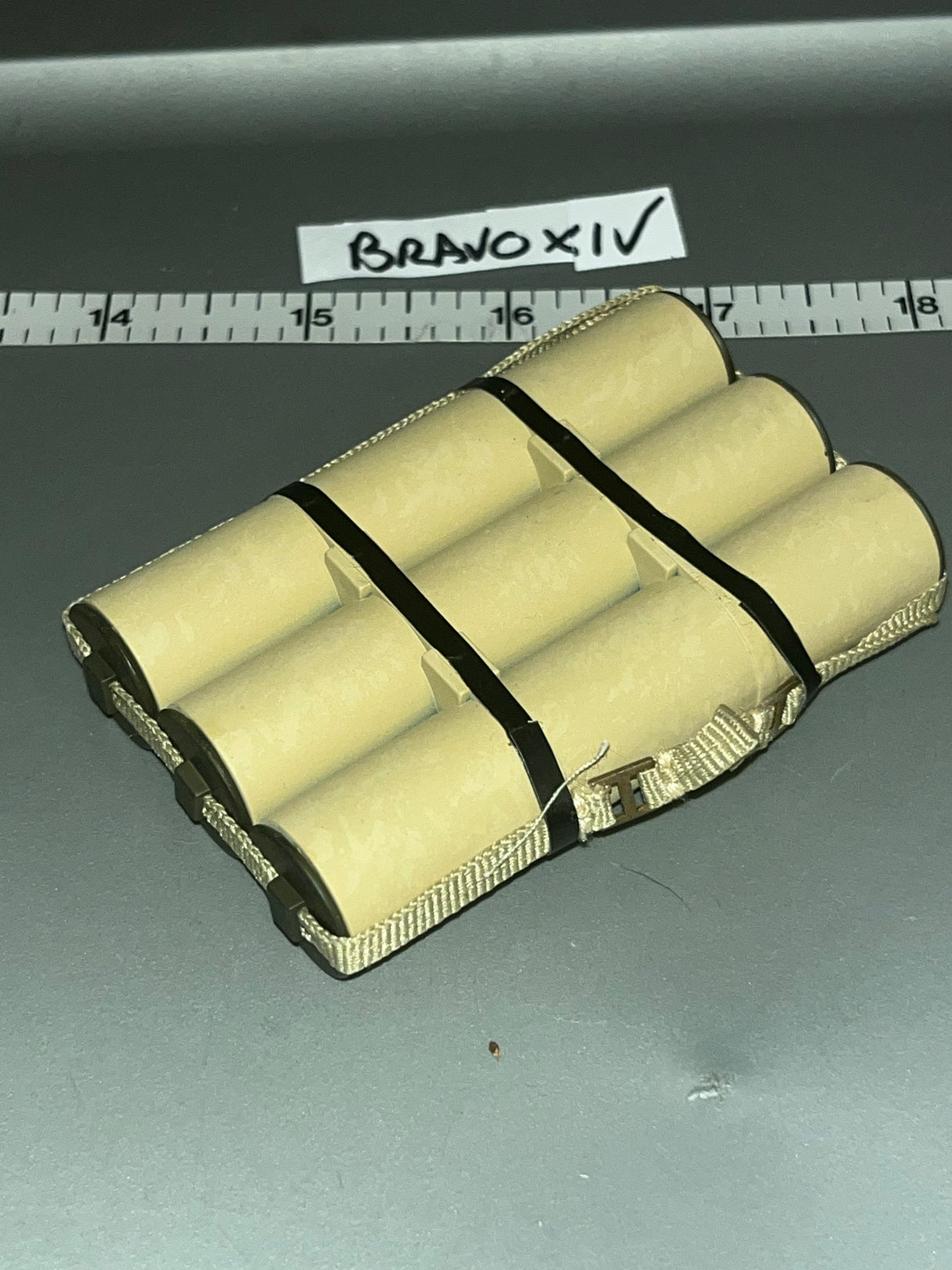 1:6 scale WWII British Piat Ammunition Case