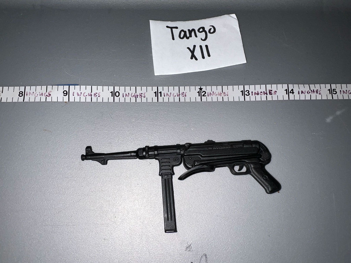 1:6 Scale WWII German Metal MP-40