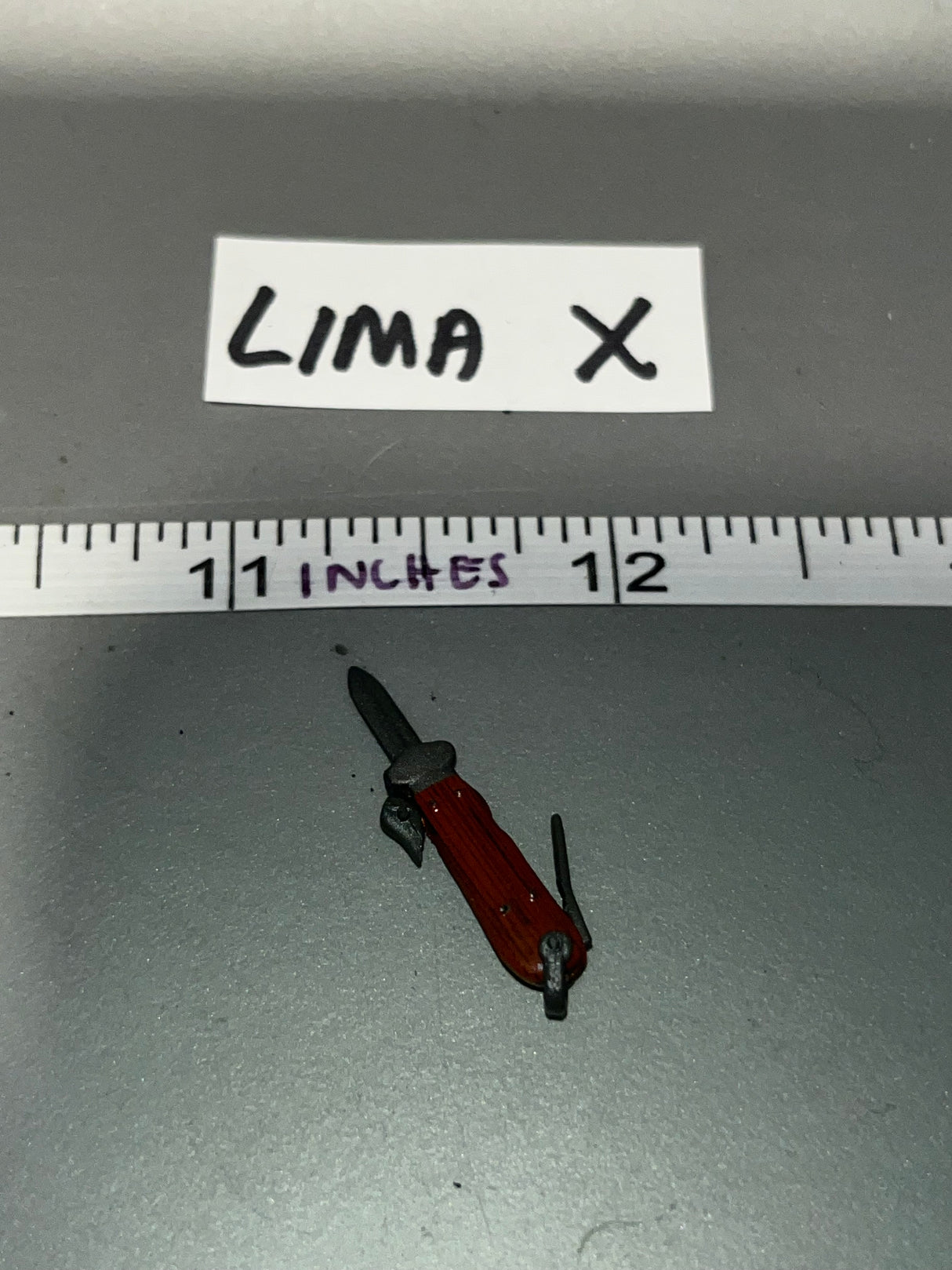 1/6 scale WWII German Fallschirmjager Switch Blade Knife