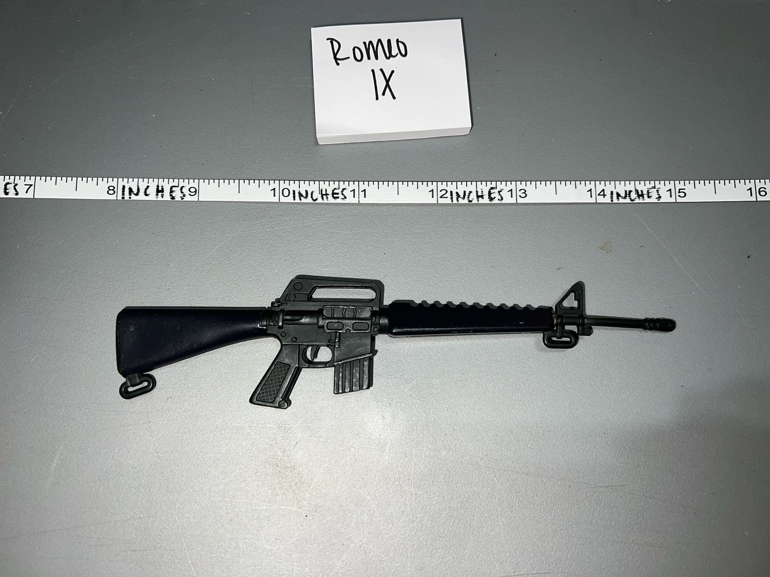 1:6 Scale Vietnam Era US M-16 Rifle