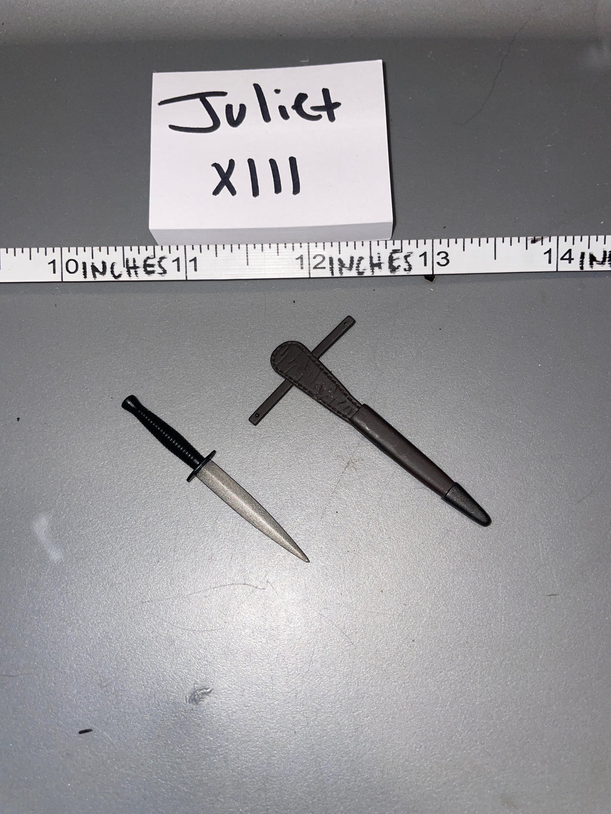 1:6 Scale WWII British Commando Dagger