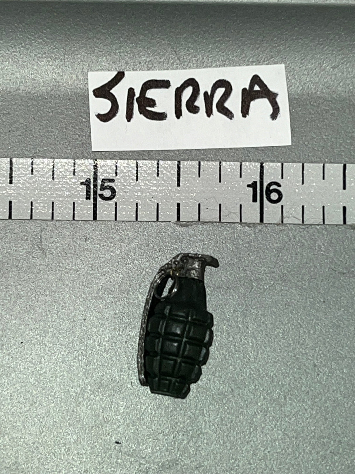 1/6 Scale WWII US Metal Grenade - DID