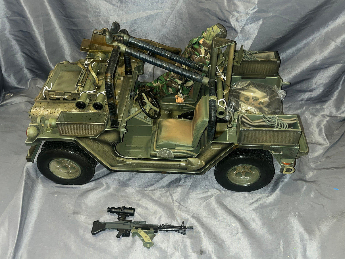 1/6 Scale Vietnam US Mutt M151 Navy Seal Panama Assault Vehicle