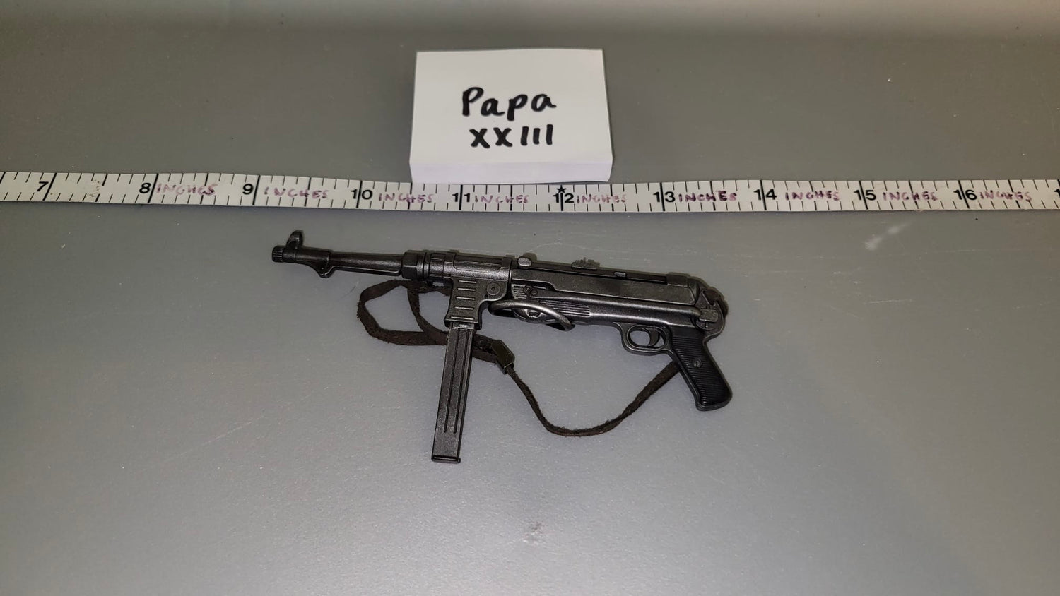 1/6 Scale WWII German MP-40