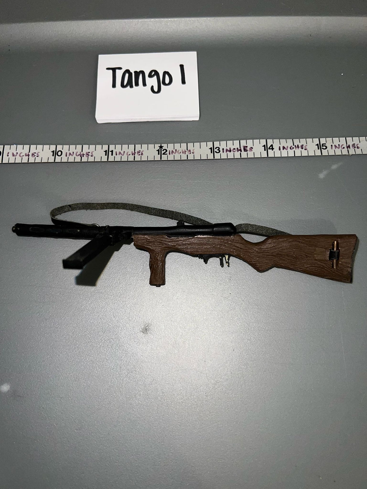 1:6 Scale WWII German Erma Submachine Gun