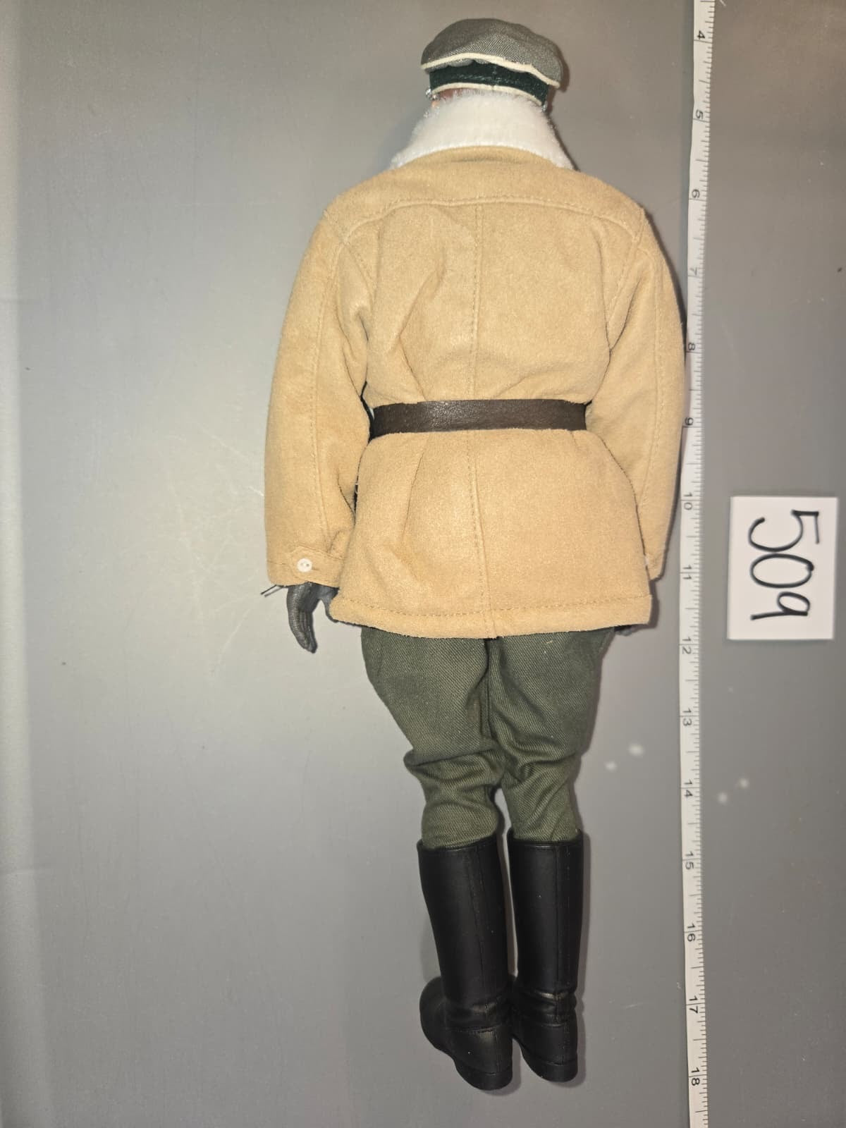 1:6 Scale WWII German Heer Officer Dressed Figure - Dragon